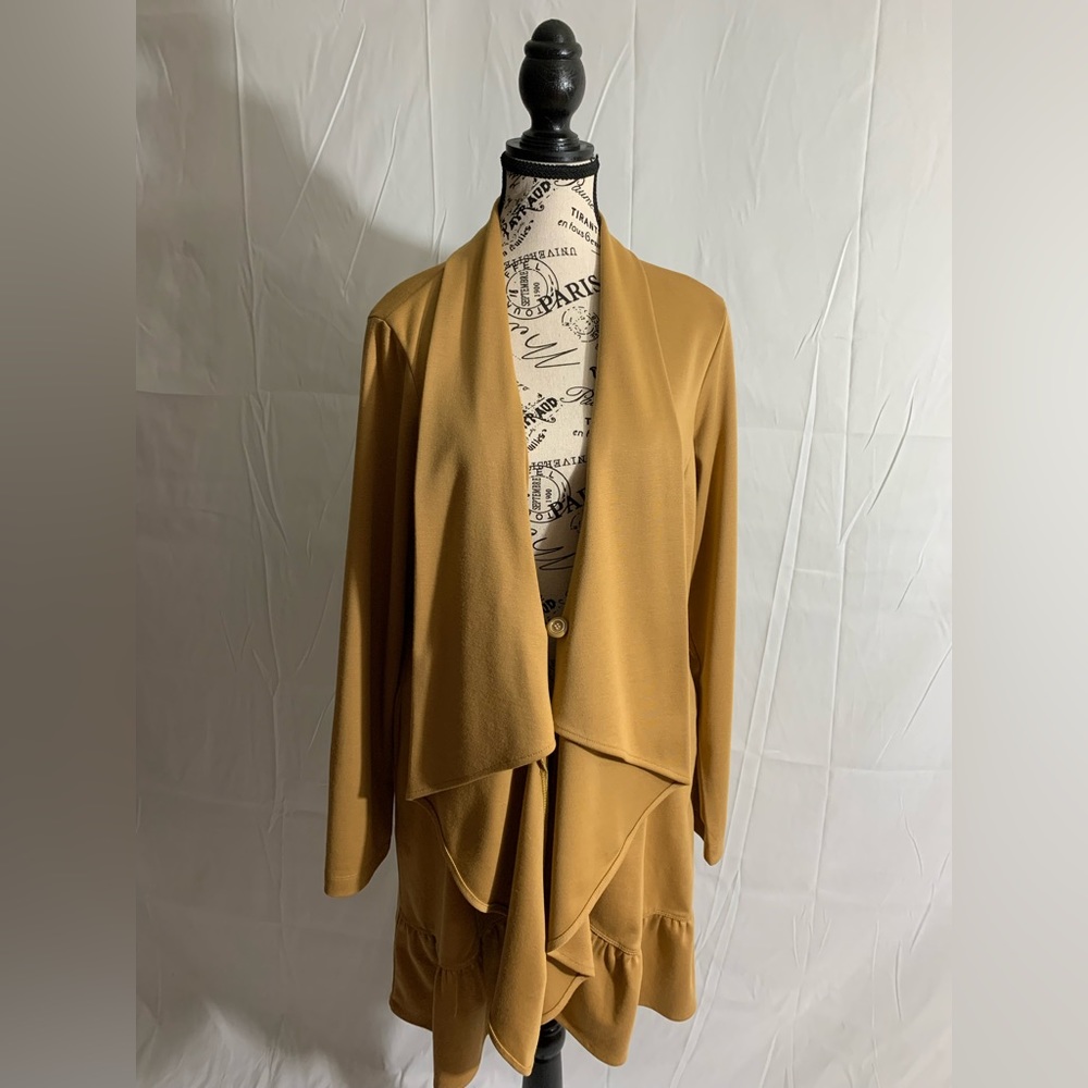 Serena Wiliams Signature Tan/gold sweater ruffle duster one button closure Sz:XL